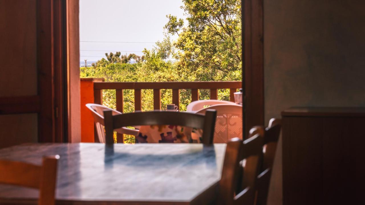 Lu Lamoni Costa Nord Aparthotel 3*
